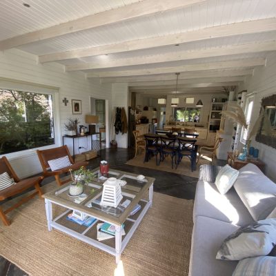 CASA COURT LIVING